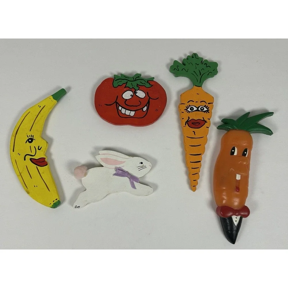 VTG Anthropomorphic Vegetable Face Refrigerator Magnets Lot of 5 Wood/Plastic